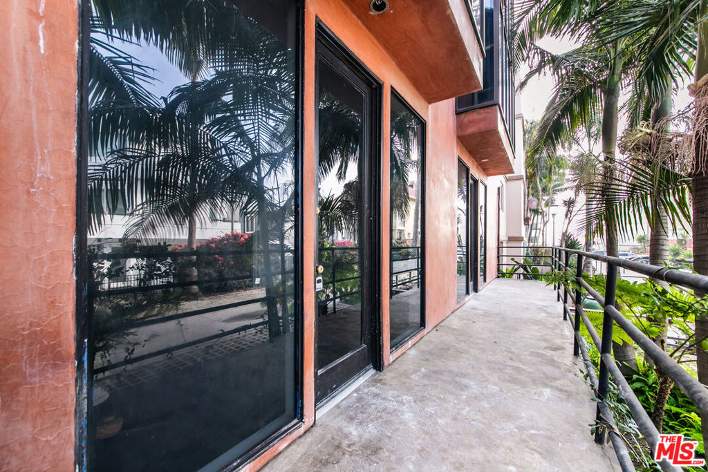 3401 Pacific Avenue 2A