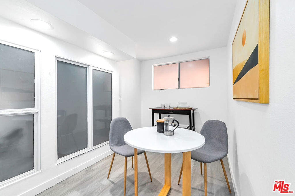 3401 Pacific Avenue 2A