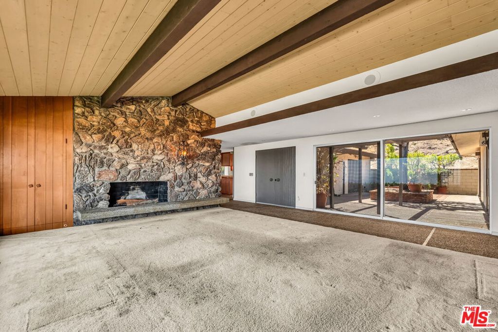 29857 Knoll View Drive