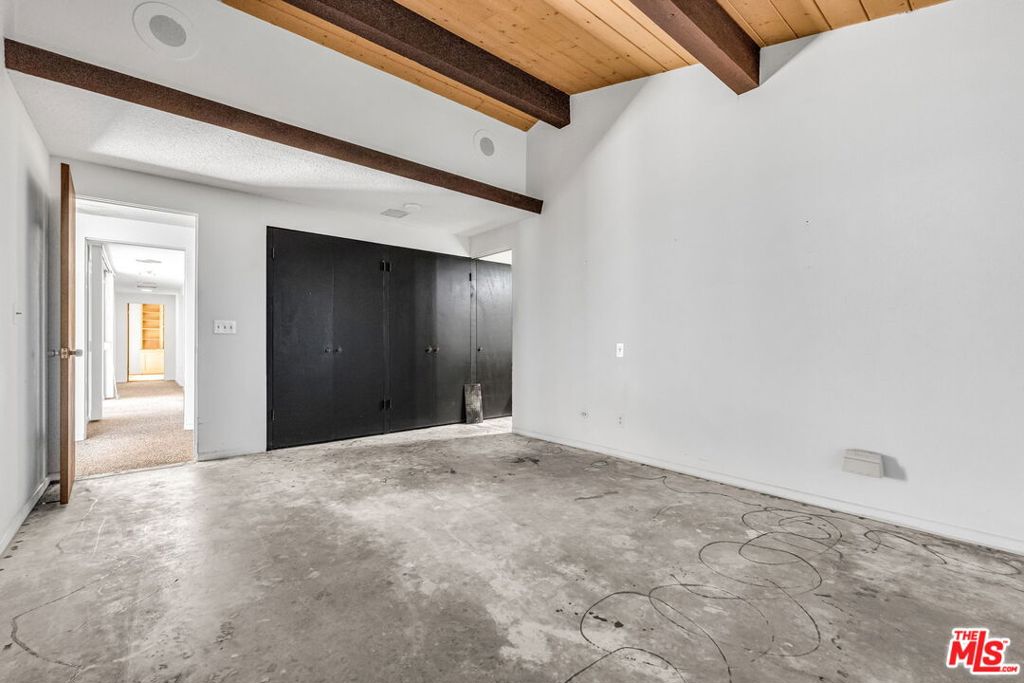 29857 Knoll View Drive