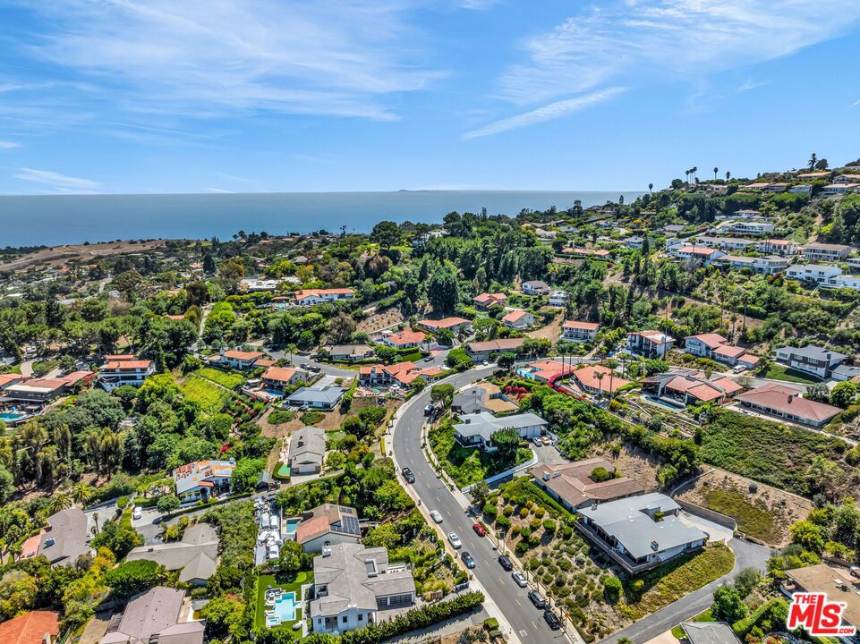 29857 Knoll View Drive