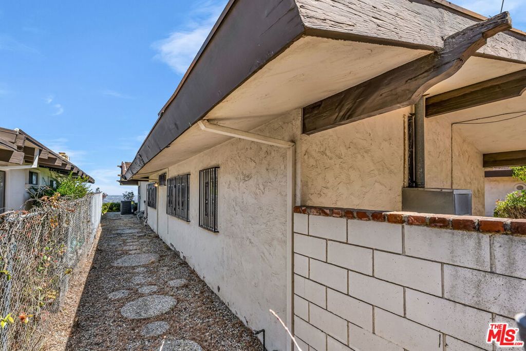 29857 Knoll View Drive