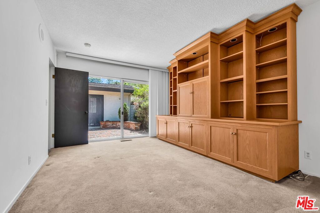 29857 Knoll View Drive