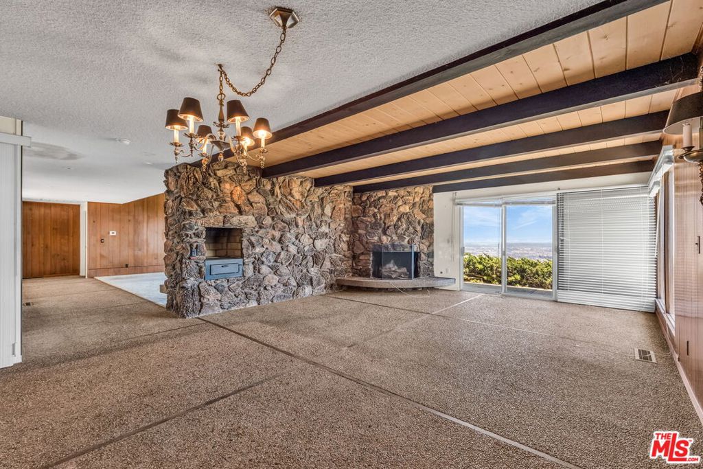 29857 Knoll View Drive