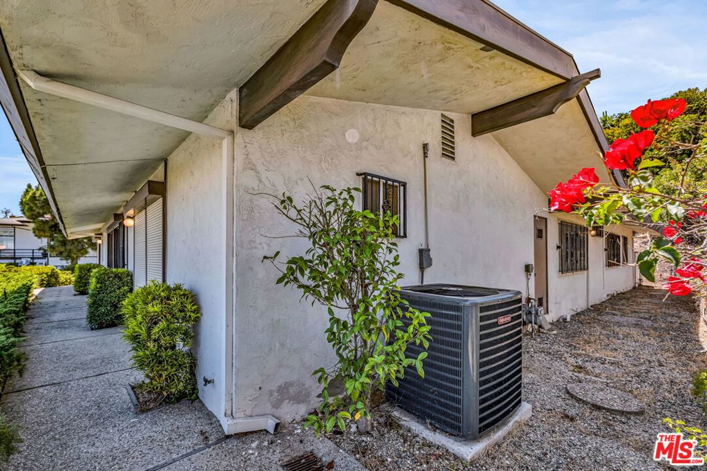 29857 Knoll View Drive