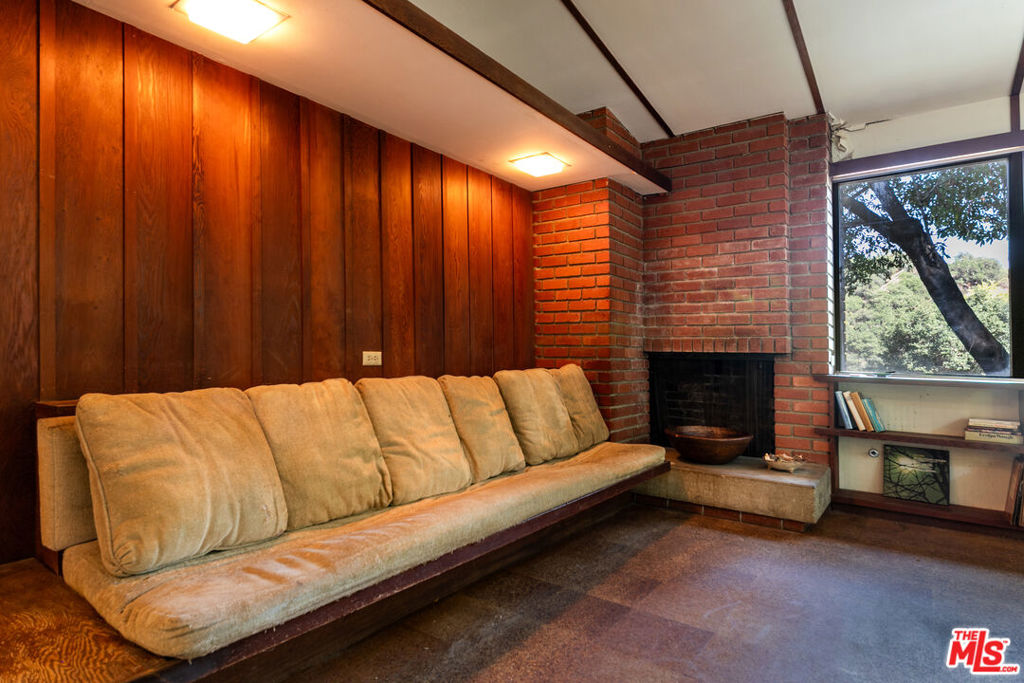 10438 Seabury Lane