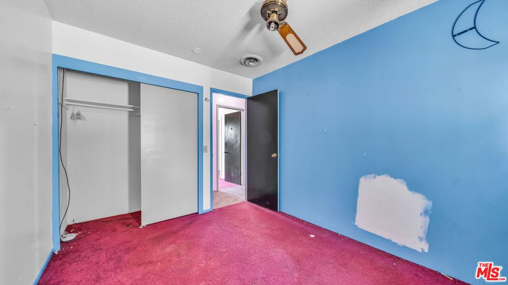 836 E Pillsbury Street