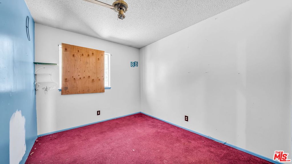 836 E Pillsbury Street