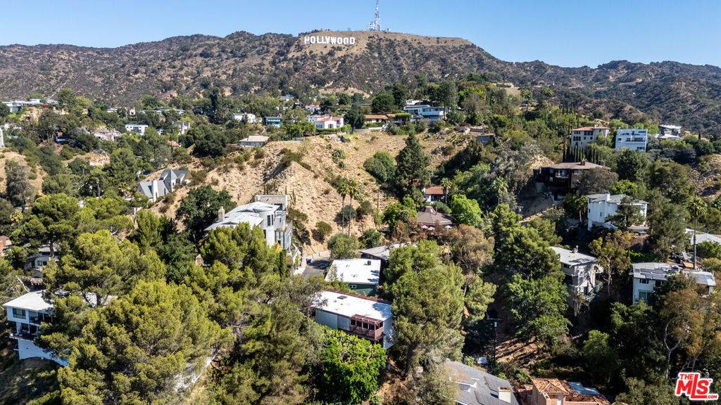 6178 Rodgerton Drive