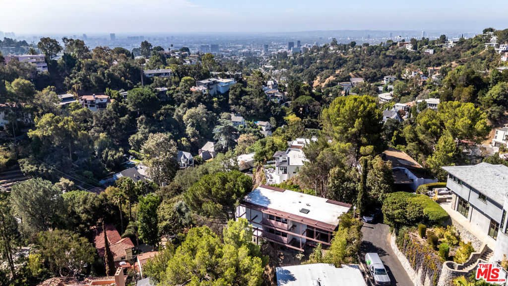 6178 Rodgerton Drive