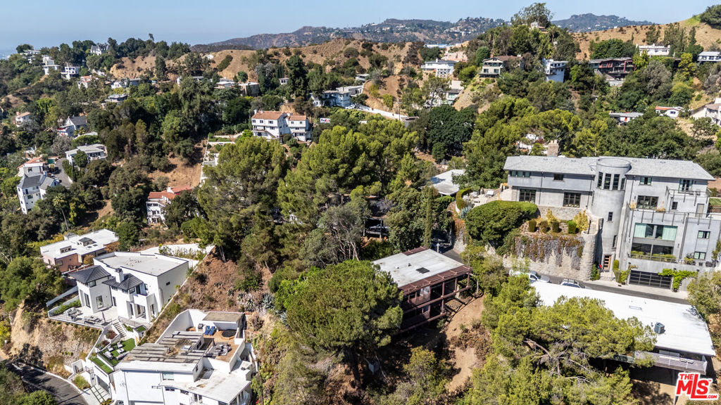 6178 Rodgerton Drive