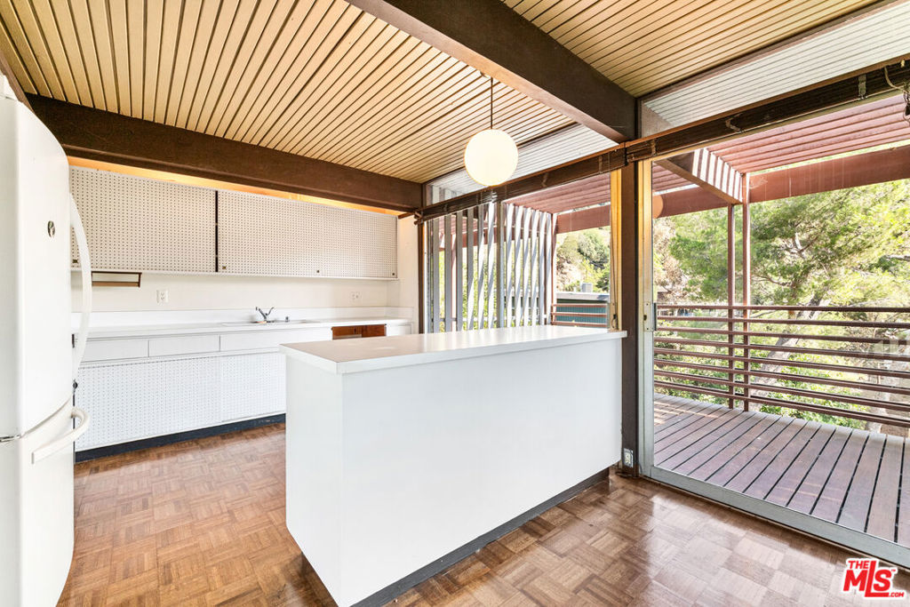 6178 Rodgerton Drive