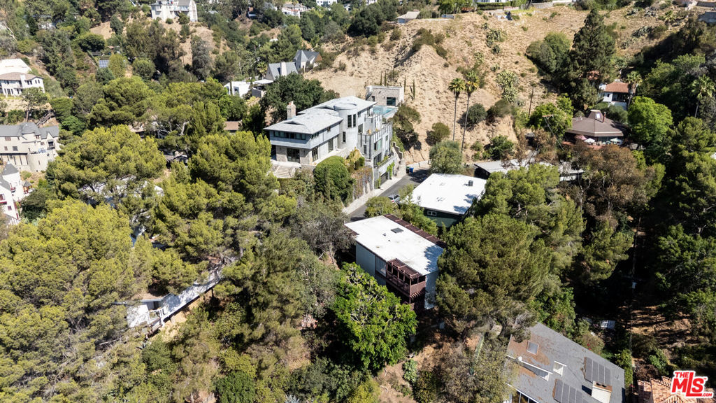 6178 Rodgerton Drive