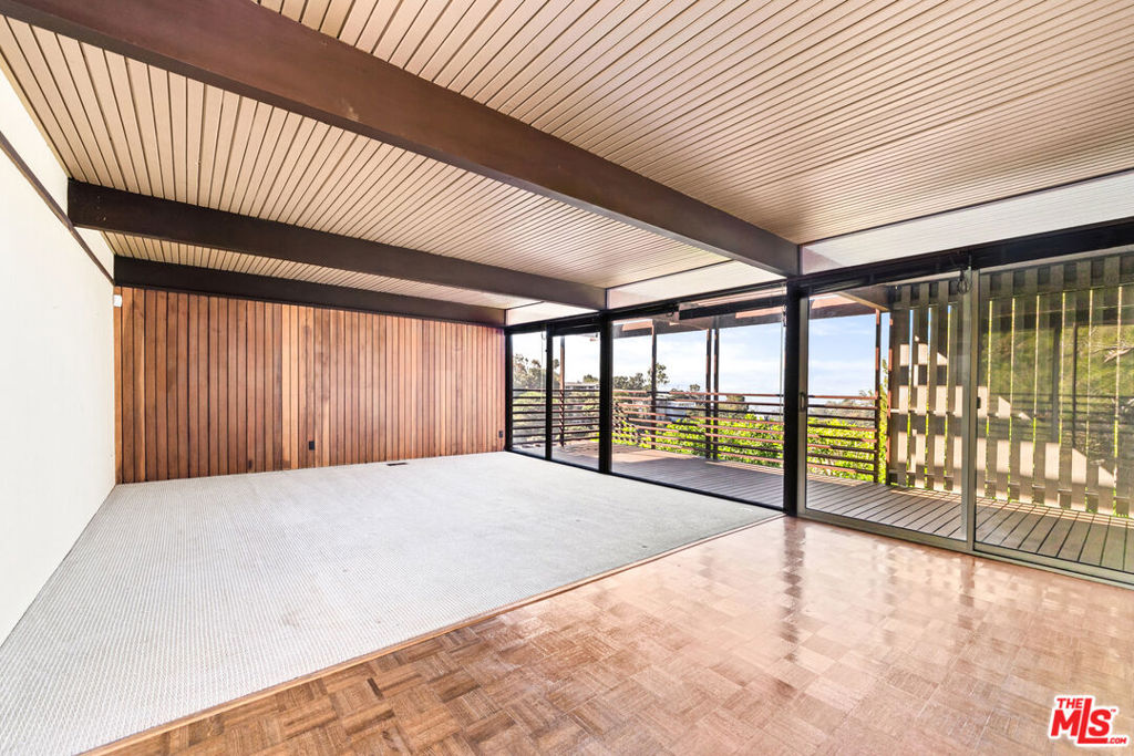 6178 Rodgerton Drive