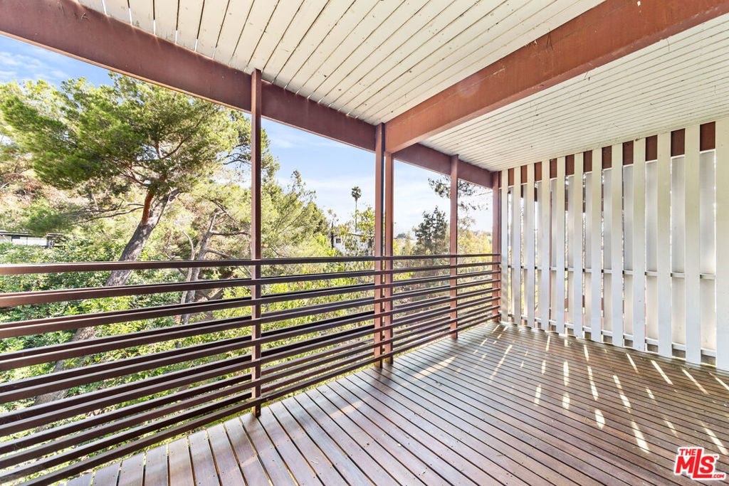 6178 Rodgerton Drive