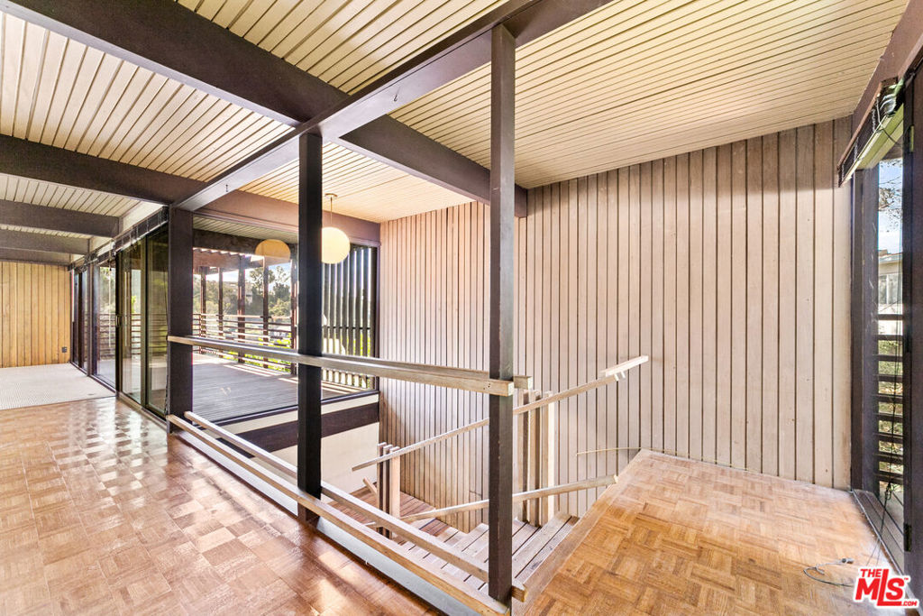 6178 Rodgerton Drive