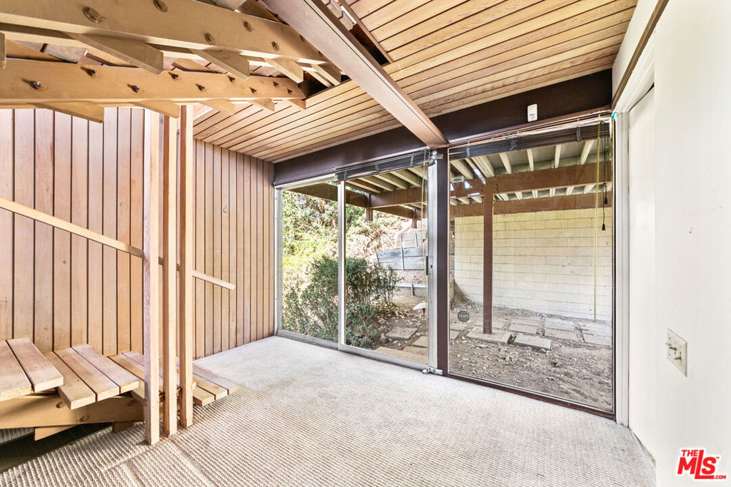 6178 Rodgerton Drive