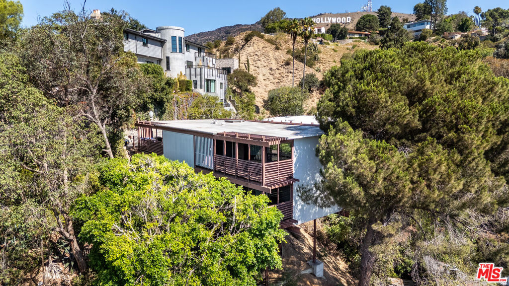 6178 Rodgerton Drive