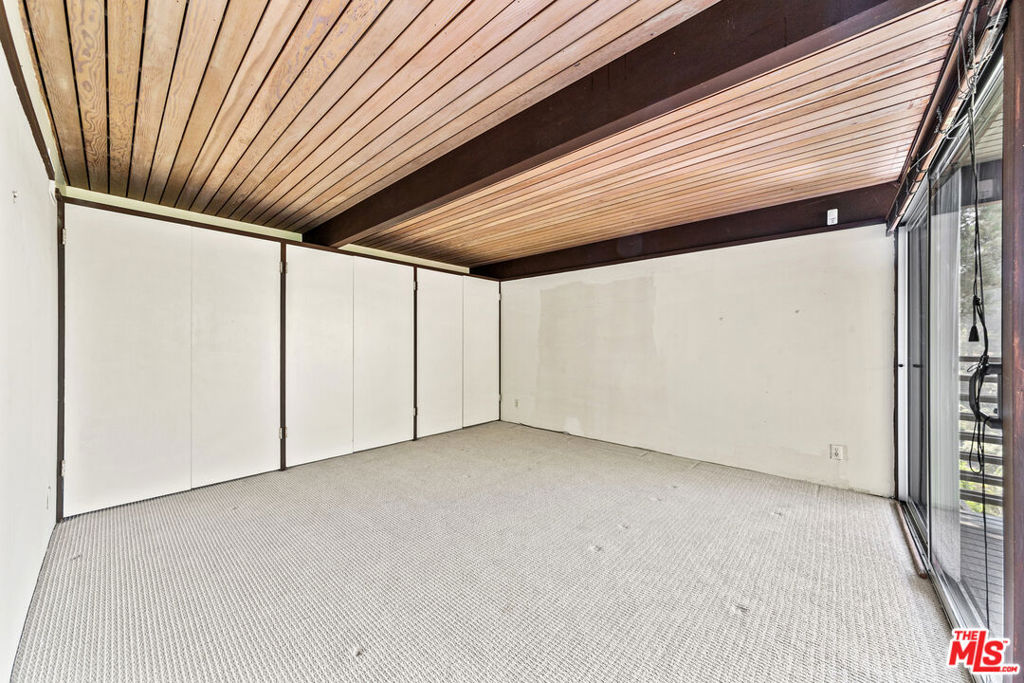 6178 Rodgerton Drive