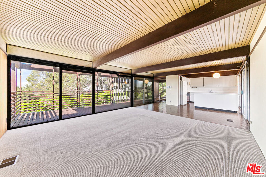 6178 Rodgerton Drive