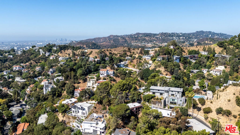 6178 Rodgerton Drive