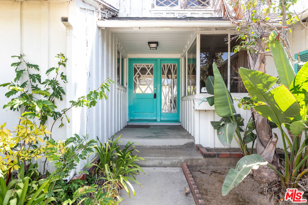 3208 Barbydell Drive