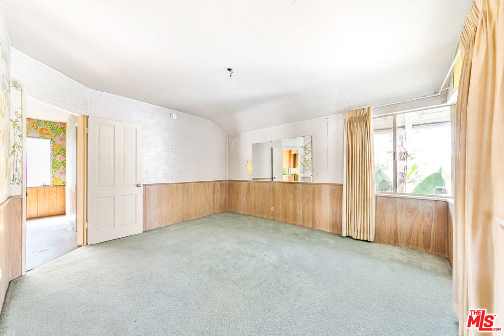 3208 Barbydell Drive