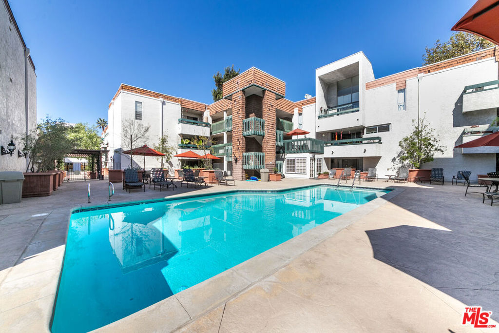 355 S Los Robles Avenue 108