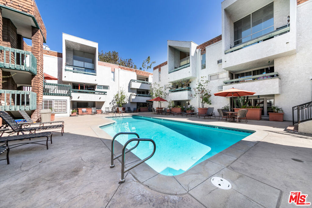 355 S Los Robles Avenue 108