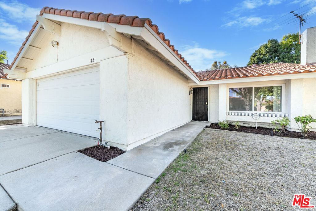 113 N Avenida Alipaz