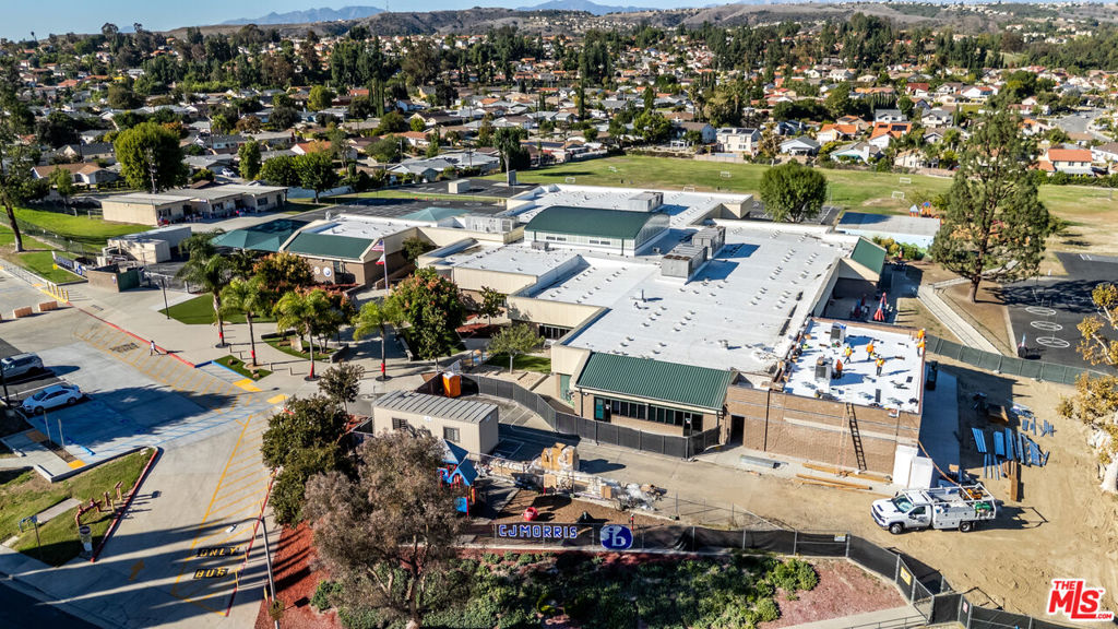 113 N Avenida Alipaz