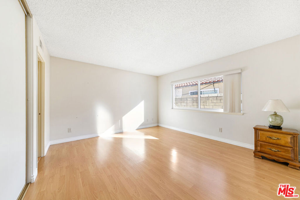 113 N Avenida Alipaz