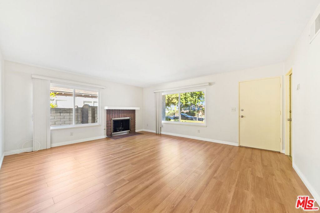 113 N Avenida Alipaz