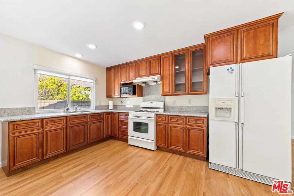 113 N Avenida Alipaz