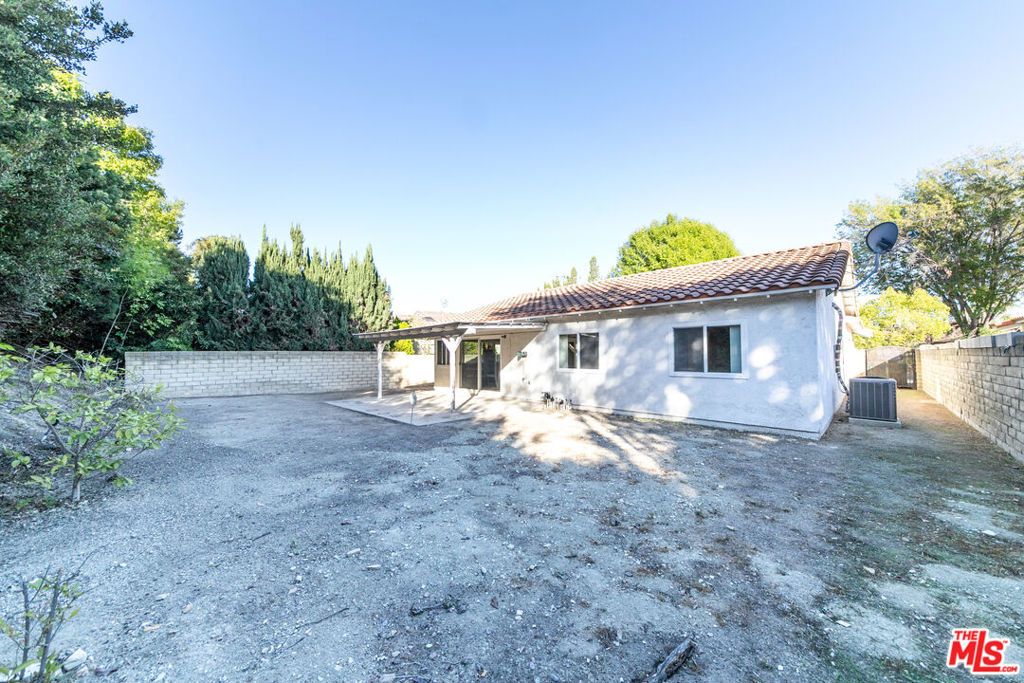 113 N Avenida Alipaz