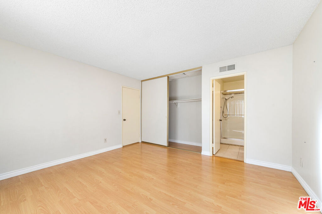 113 N Avenida Alipaz