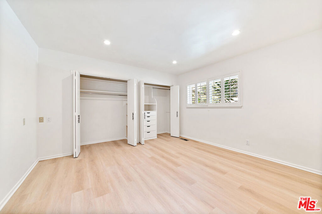 8900 Alto Cedro Drive