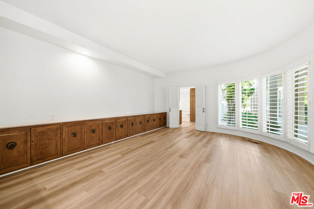 8900 Alto Cedro Drive