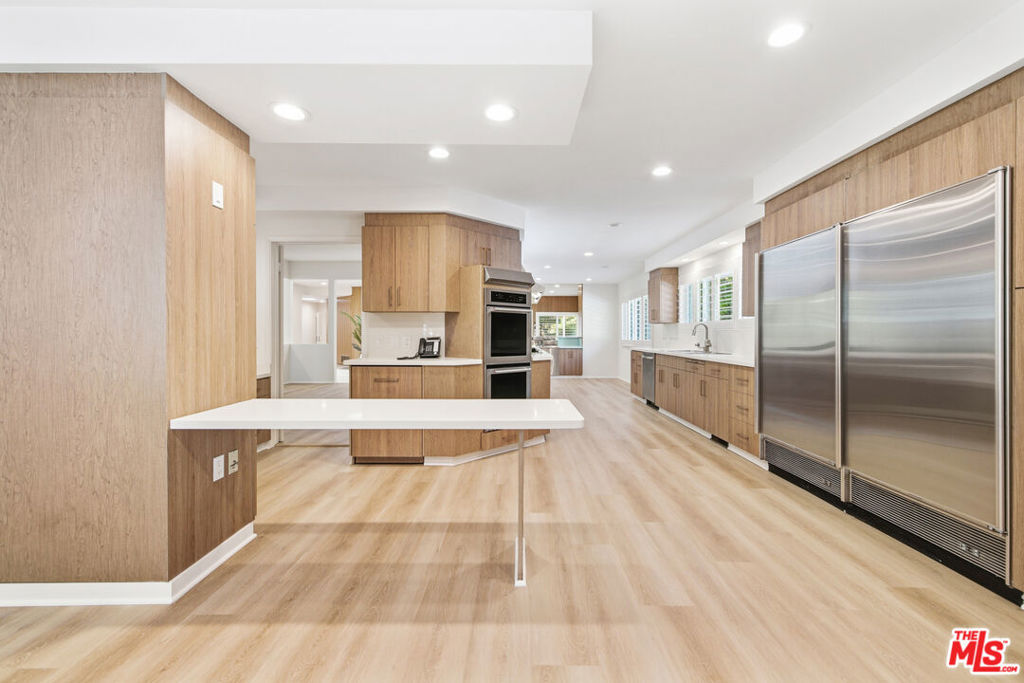 8900 Alto Cedro Drive