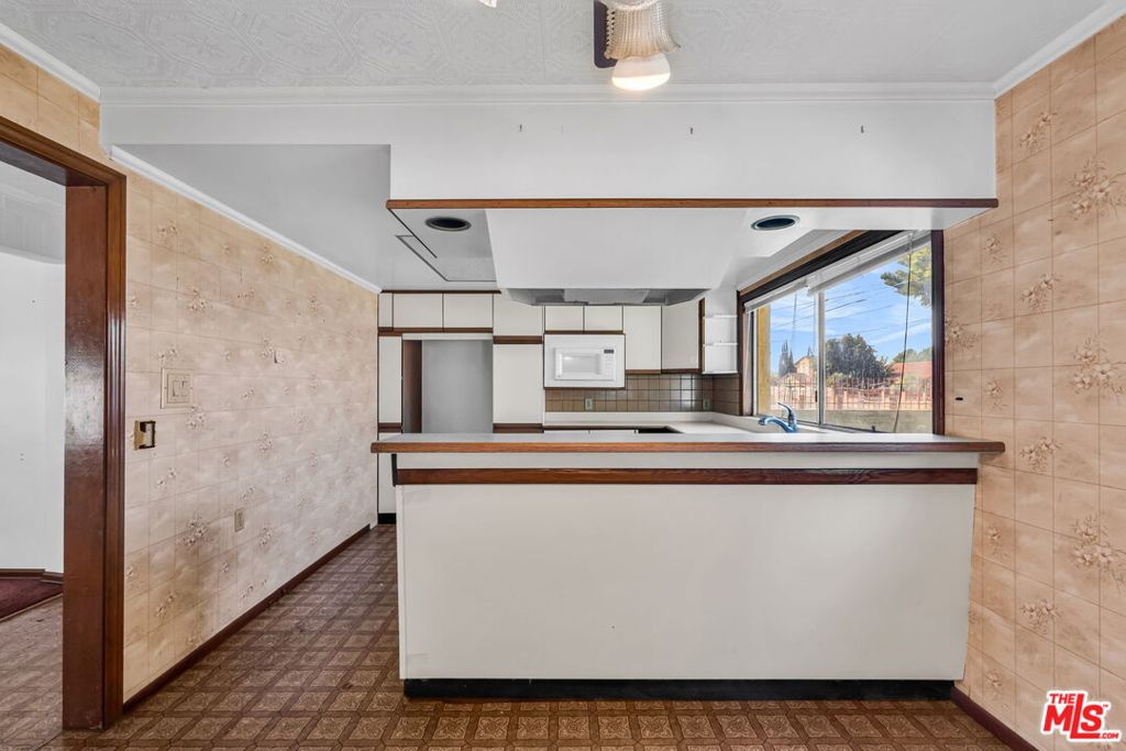 1514 S California Avenue