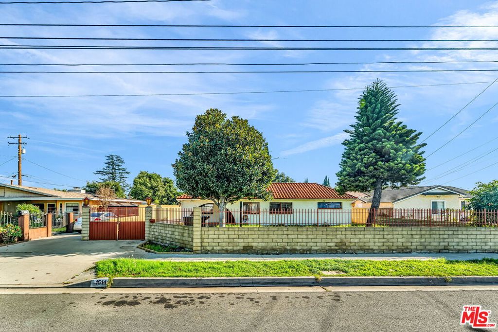 1514 S California Avenue