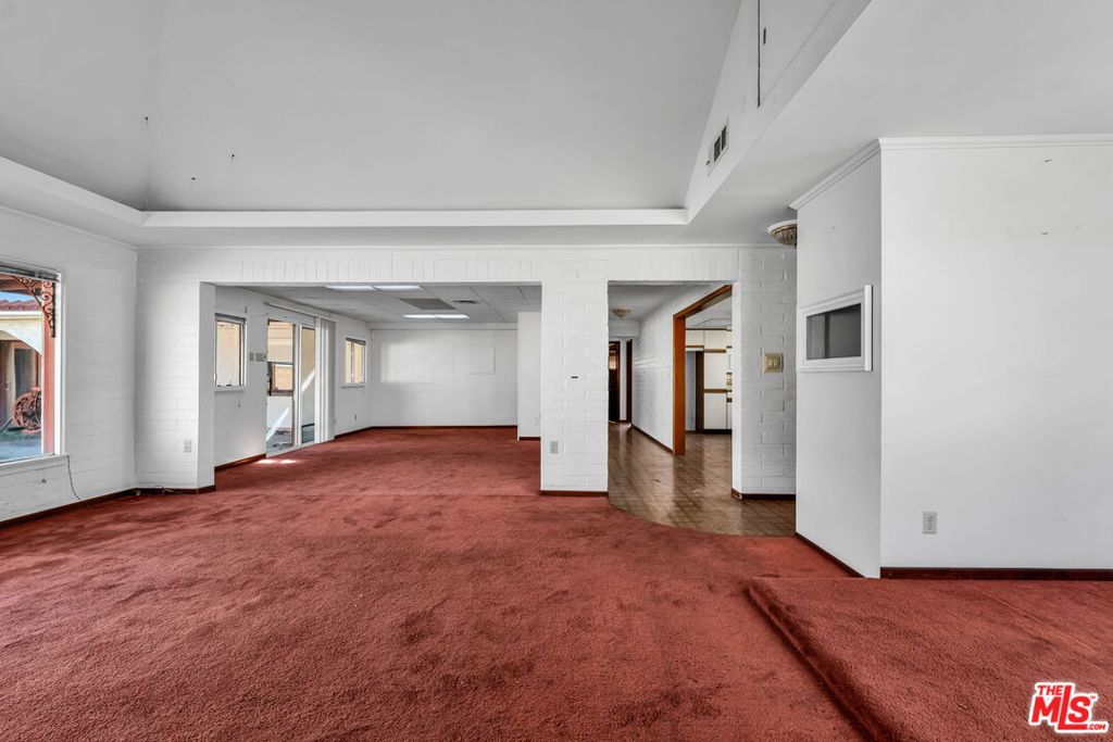 1514 S California Avenue