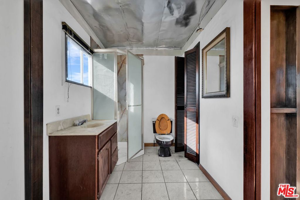 1514 S California Avenue