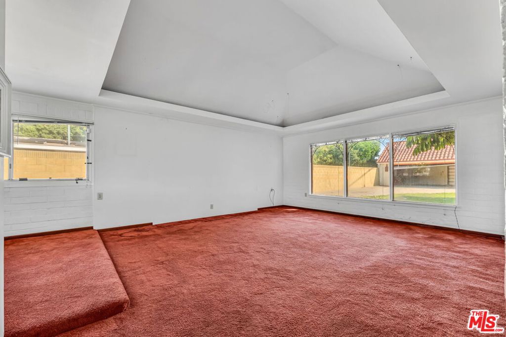 1514 S California Avenue