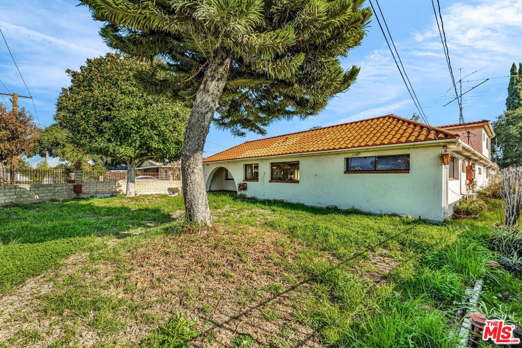 1514 S California Avenue