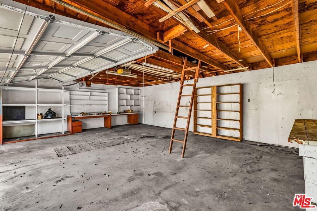 1514 S California Avenue