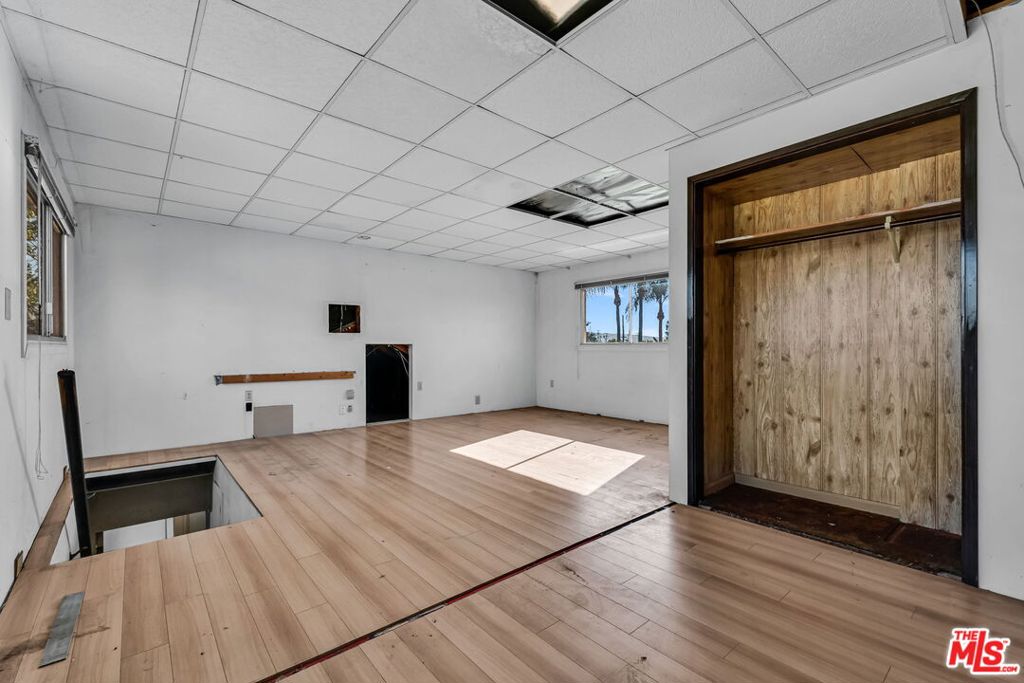 1514 S California Avenue