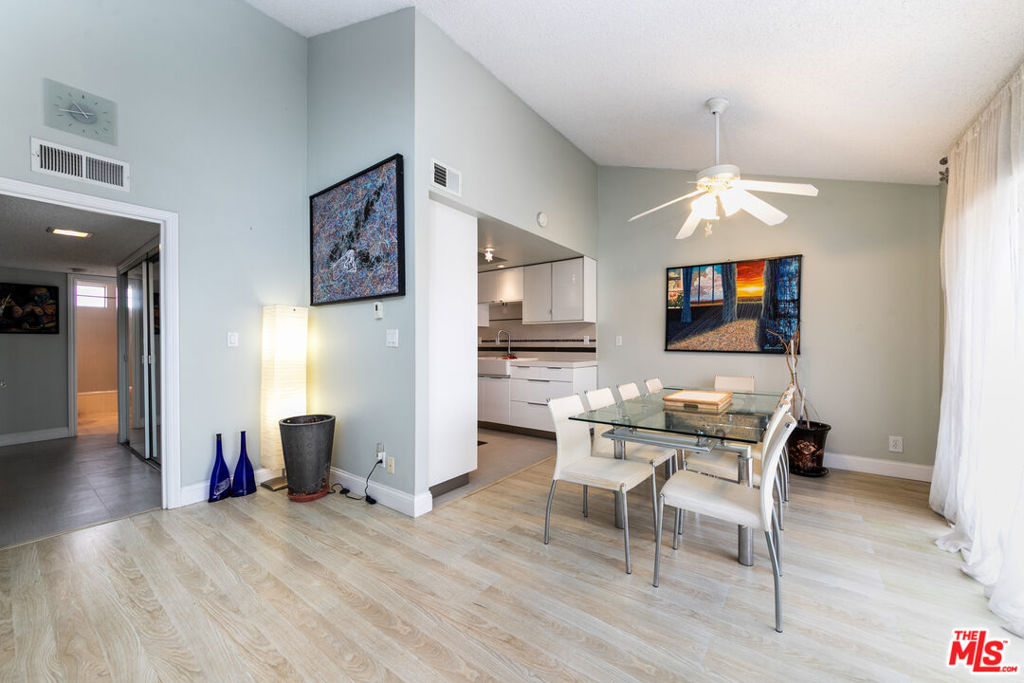 15214 S Raymond Avenue 118