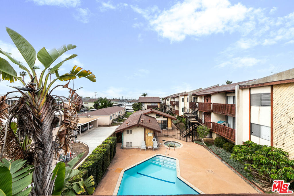 15214 S Raymond Avenue 118