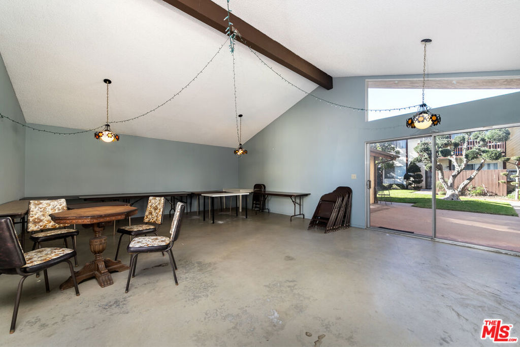 15214 S Raymond Avenue 118